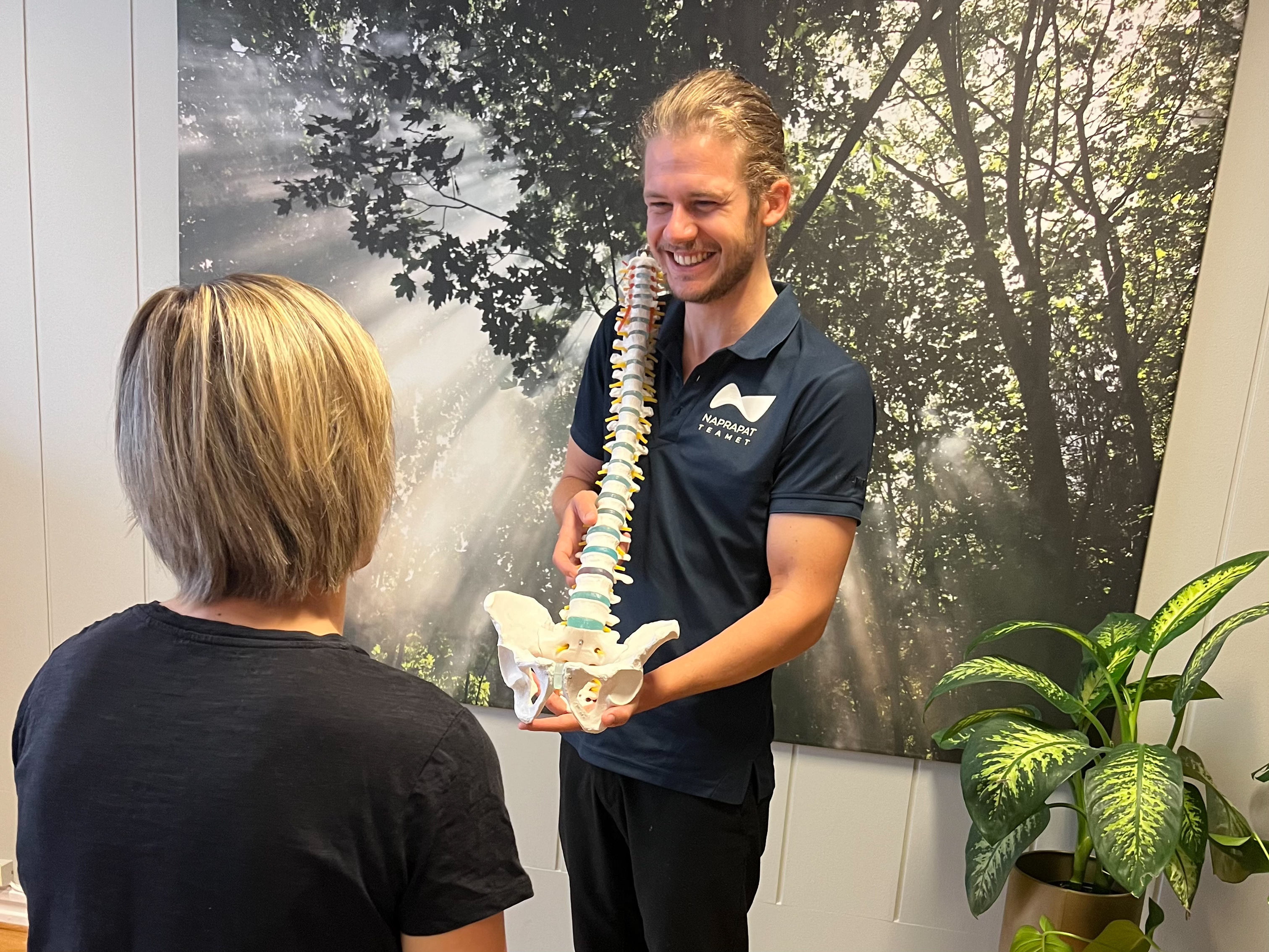 Hva gjør en naprapat?