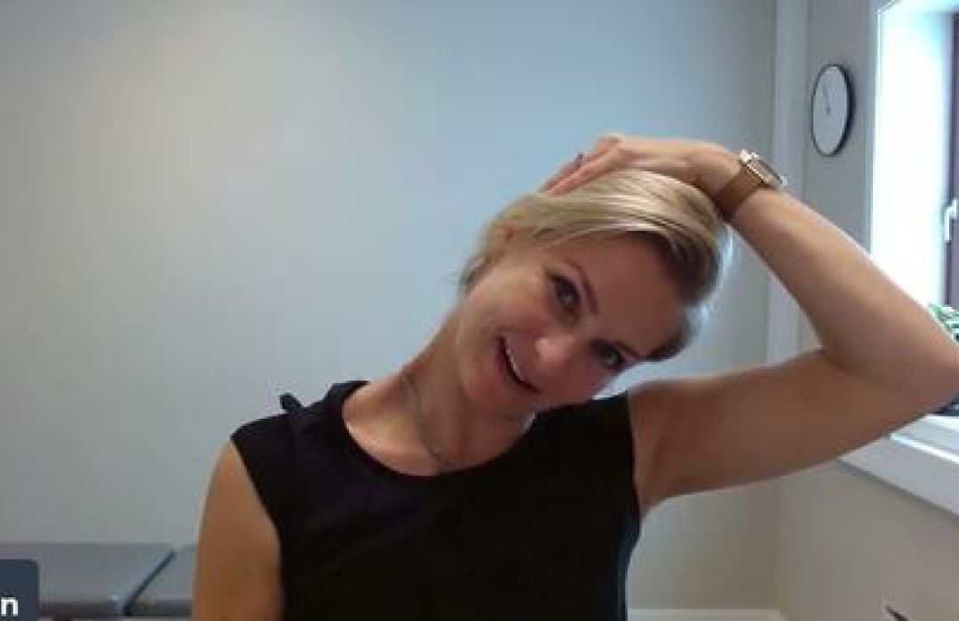 God tøyeøvelse for stiv nakke